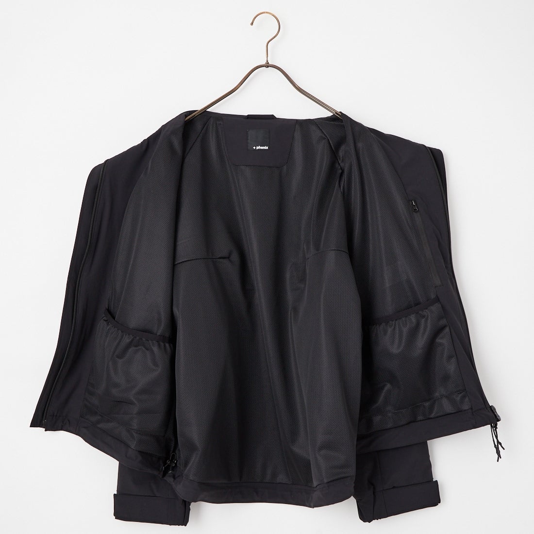 +phenix [プラスフェニックス] テックエクワックスジャケット [POO-26018F] SN90 BLACK