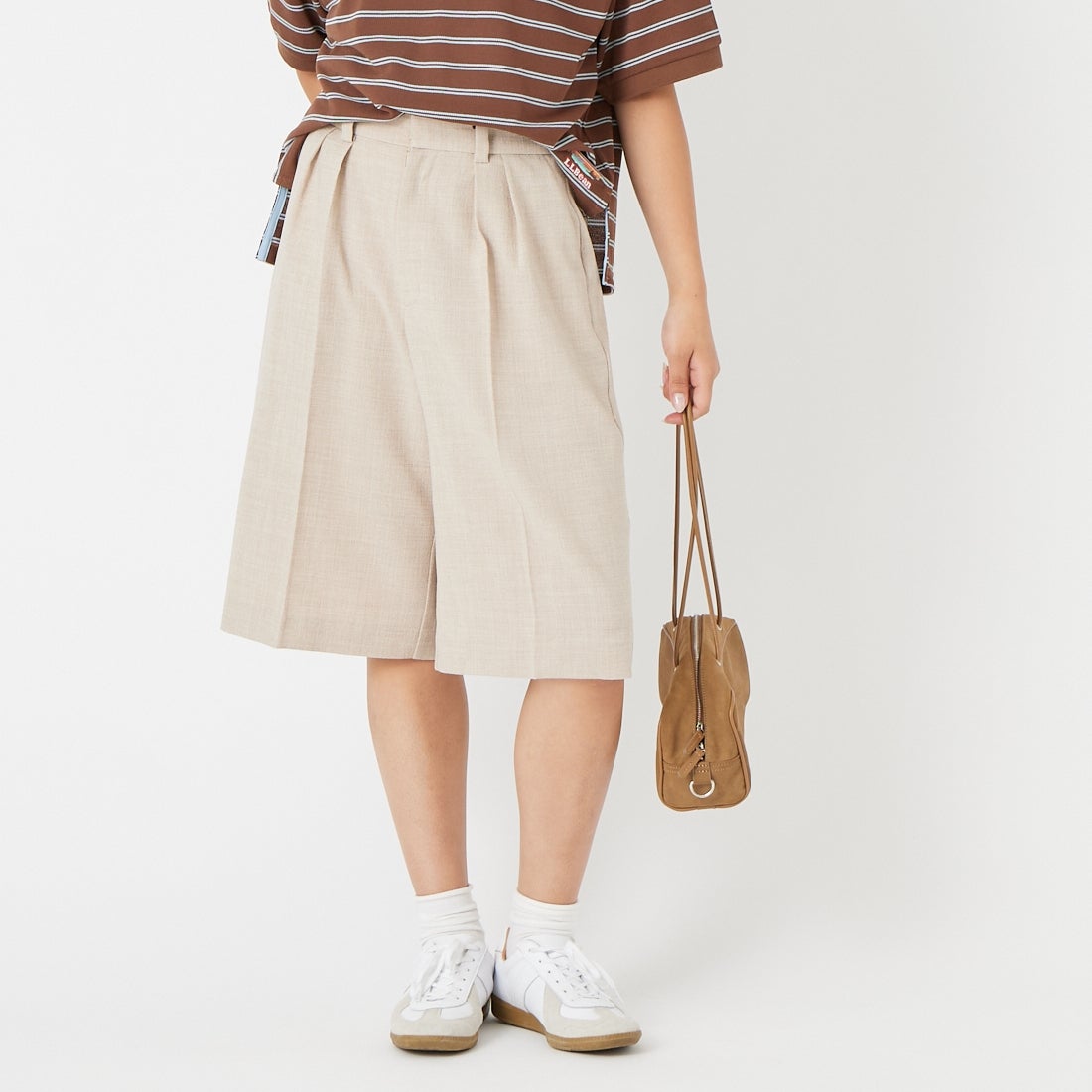 USINE [ユジーヌ] リネンライク2タックバミューダパンツ [21267060] 033 ﾍﾞｰｼﾞｭ