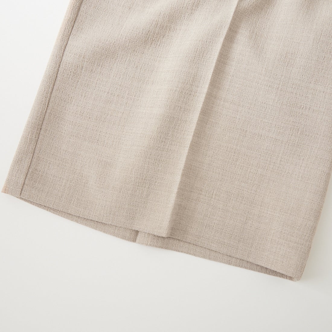 USINE [ユジーヌ] リネンライク2タックバミューダパンツ [21267060] 033 ﾍﾞｰｼﾞｭ