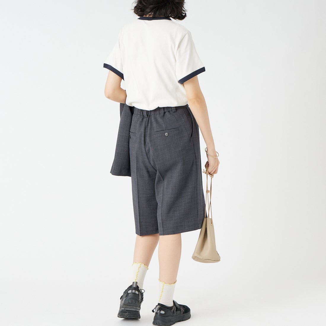USINE [ユジーヌ] リネンライク2タックバミューダパンツ [21267060] 003 ﾁｬｺｰﾙ &&モデル身長：162cm 着用サイズ：36&&