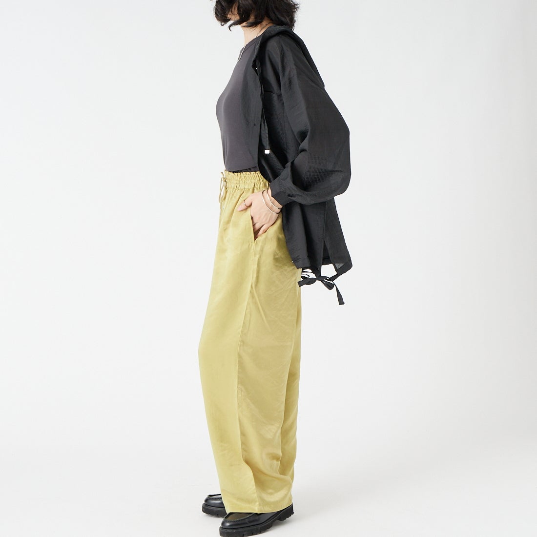 Jeans Factory Clothes [ジーンズファクトリークローズ] イージーワイドサテンパンツ [IN22-PT-6] 7 ﾗｲﾑ &&モデル身長：162cm 着用サイズ：38&&