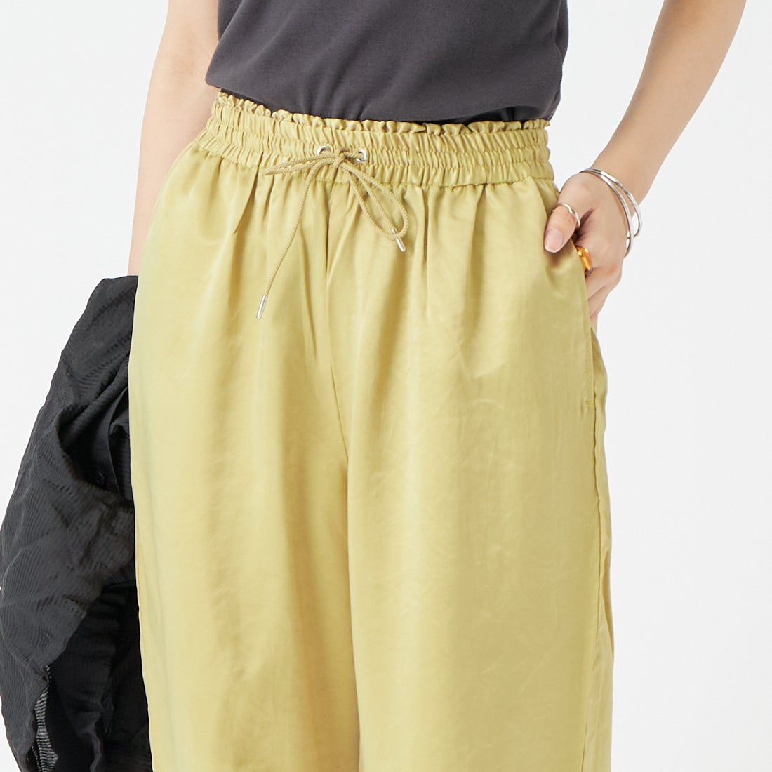 Jeans Factory Clothes [ジーンズファクトリークローズ] イージーワイドサテンパンツ [IN22-PT-6] 7 ﾗｲﾑ &&モデル身長：162cm 着用サイズ：38&&