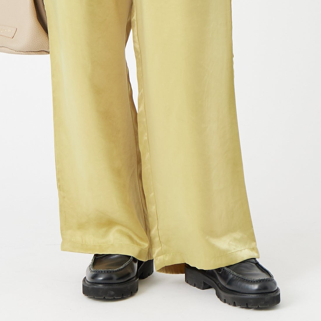 Jeans Factory Clothes [ジーンズファクトリークローズ] イージーワイドサテンパンツ [IN22-PT-6] 7 ﾗｲﾑ &&モデル身長：162cm 着用サイズ：38&&