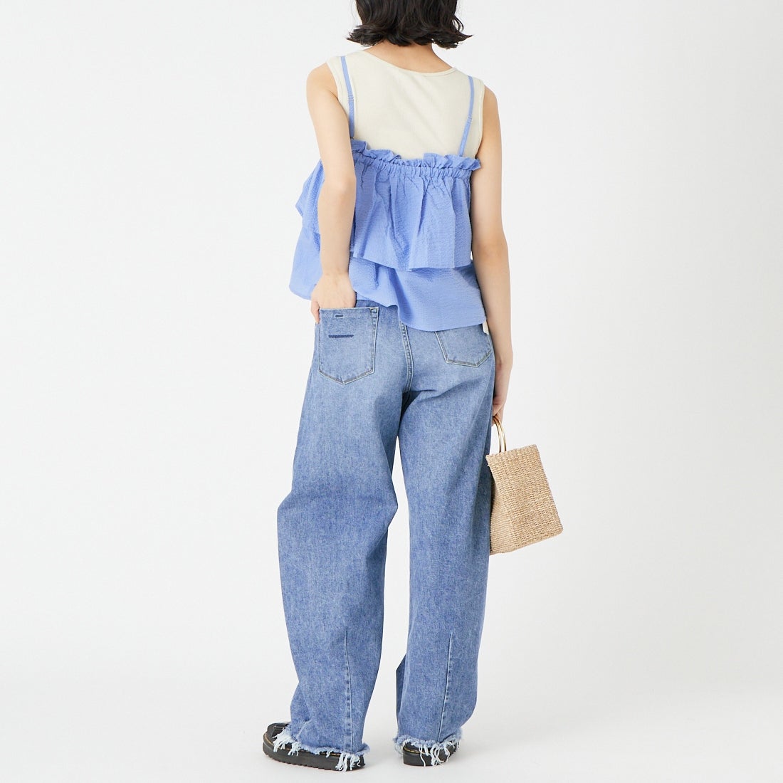 Jeans Factory Clothes [ジーンズファクトリークローズ] シアーサッカーフリルビスチェ [8065051-00] 81 ｻｯｸｽ &&モデル身長：162cm 着用サイズ：F&&