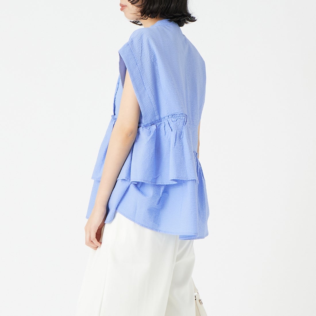 Jeans Factory Clothes [ジーンズファクトリークローズ] シアーサッカーフリルブラウス [8065050-01] 81 ｻｯｸｽ &&モデル身長：162cm 着用サイズ：F&&