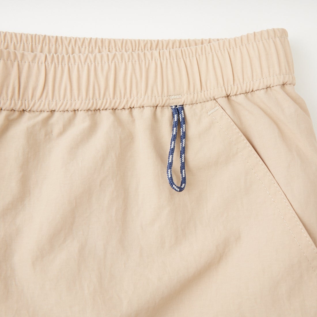 Marmot [マーモット] 別注 ワンポイントワッペンロゴ ユーティリティー ショートパンツ [MTSS26MHP341IN-JF] L.BEIGE