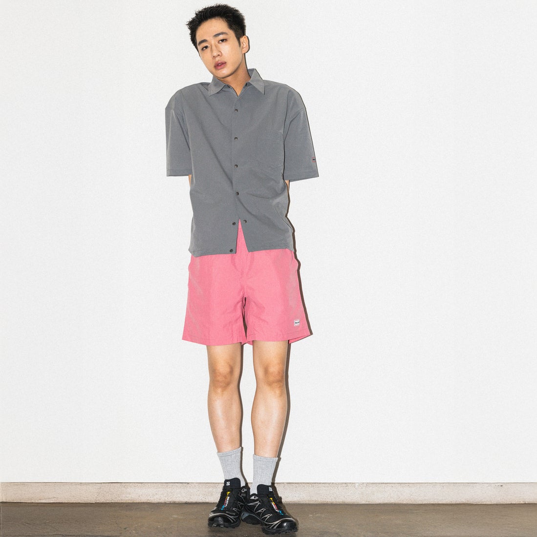 Marmot [マーモット] 別注 ワンポイントワッペンロゴ ユーティリティー ショートパンツ [MTSS26MHP341IN-JF] CORAL