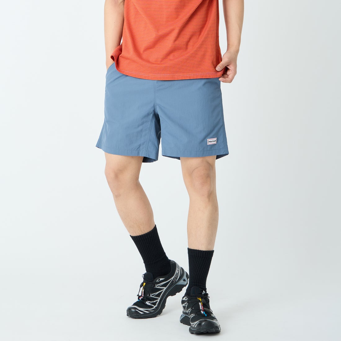 Marmot [マーモット] 別注 ワンポイントワッペンロゴ ユーティリティー ショートパンツ [MTSS26MHP341IN-JF] INDIGO &&モデル身長：179cm 着用サイズ：L&&