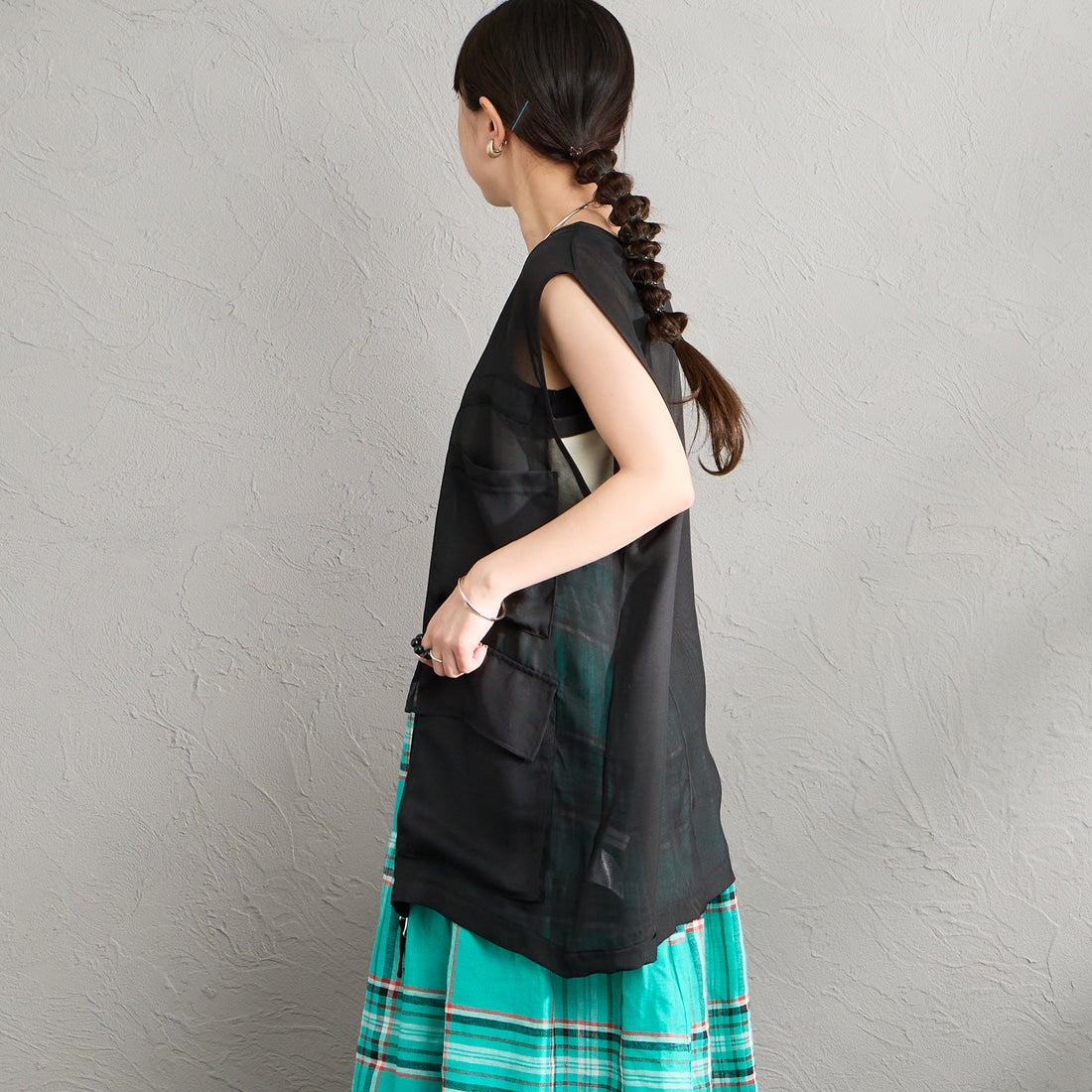Maison de L'allure [メゾン ドゥ ラリュール] シアーハンティングジャケット [M26312010] 09 BLACK &&モデル身長：150cm 着用サイズ：F&&