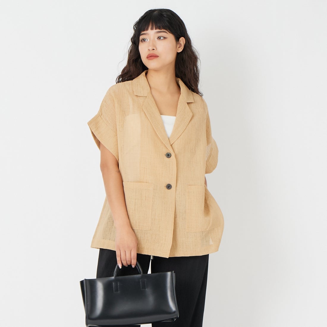 22 BEIGE&&モデル身長：162cm 着用サイズ：F&&