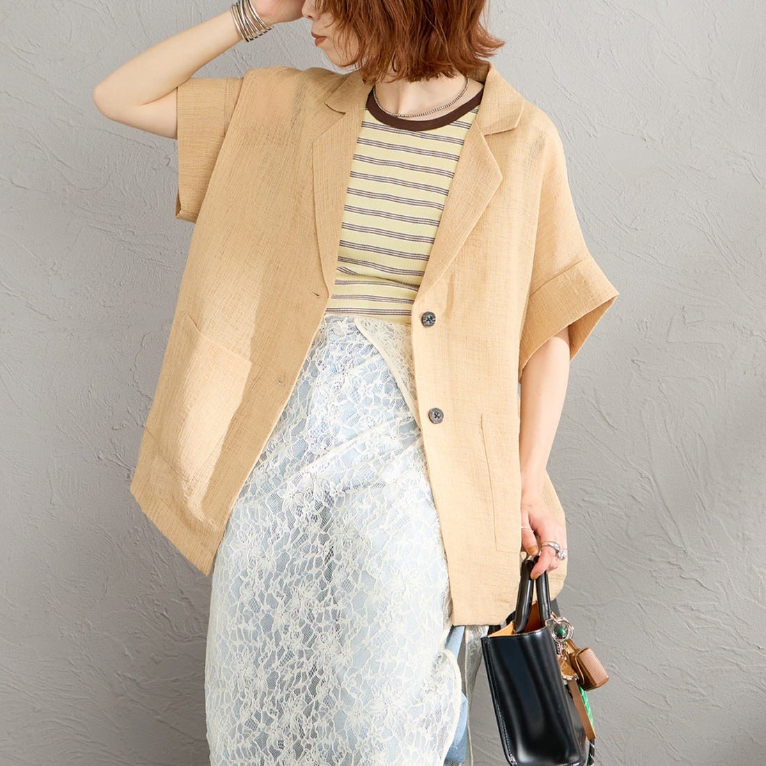 22 BEIGE&&モデル身長：158cm 着用サイズ：F&&