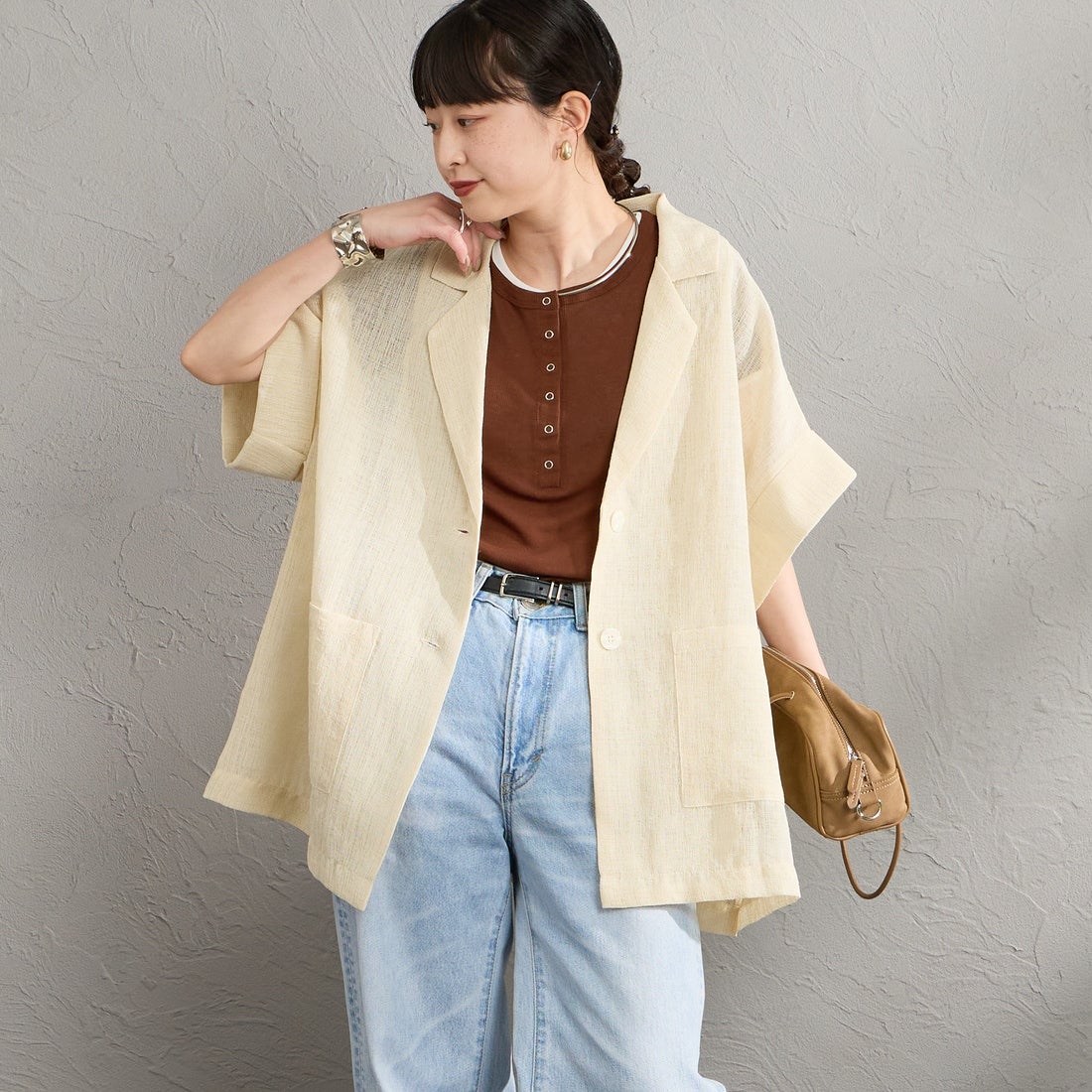 Maison de L'allure [メゾン ドゥ ラリュール] リネンライク ハーフスリーブシアージャケット [M26312017] 21 IVORY &&モデル身長：150cm 着用サイズ：F&&