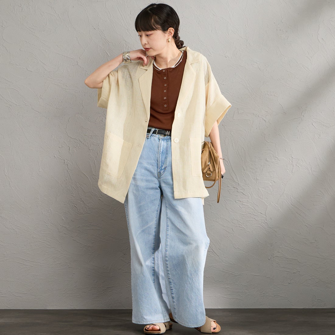 Maison de L'allure [メゾン ドゥ ラリュール] リネンライク ハーフスリーブシアージャケット [M26312017] 21 IVORY &&モデル身長：150cm 着用サイズ：F&&