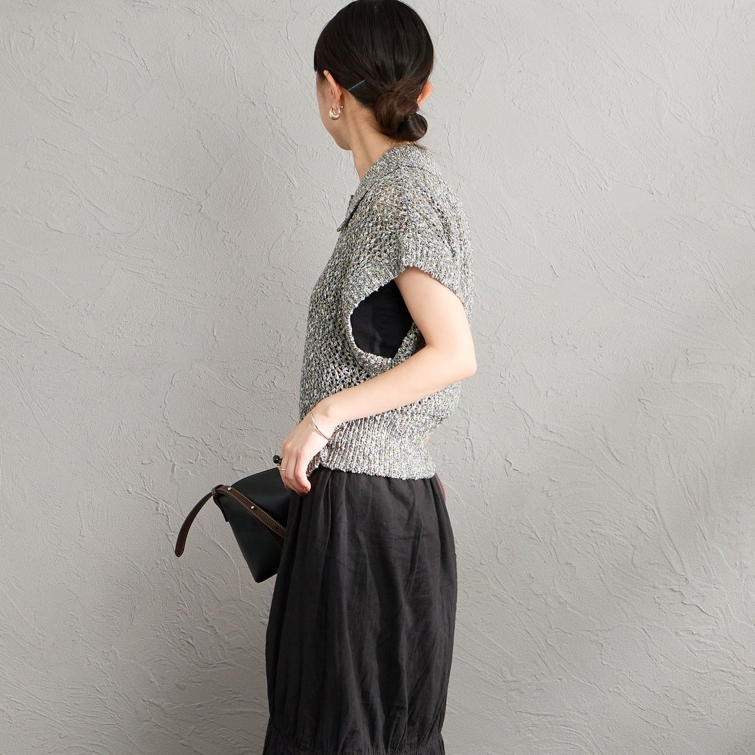 Maison de L'allure [メゾン ドゥ ラリュール] メッシュポロニット [M26311001] 09 BLACK &&モデル身長：150cm 着用サイズ：F&&