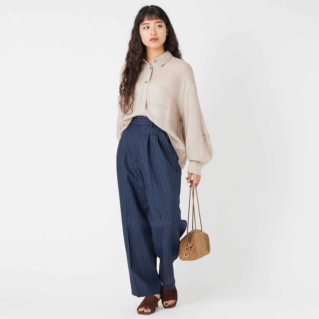 USINE [ユジーヌ] リネンライク2タックワイドパンツ [21267059] 076 ﾈｲﾋﾞｰS &&モデル身長：162cm 着用サイズ：34&&