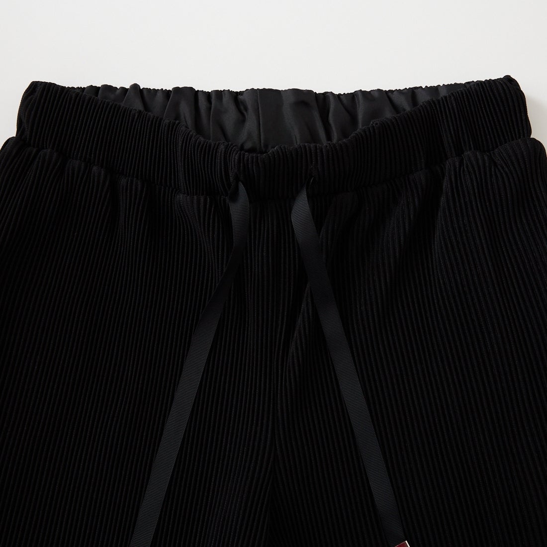 USINE [ユジーヌ] プリーツフレアパンツ [IN27-PT-6] BLACK