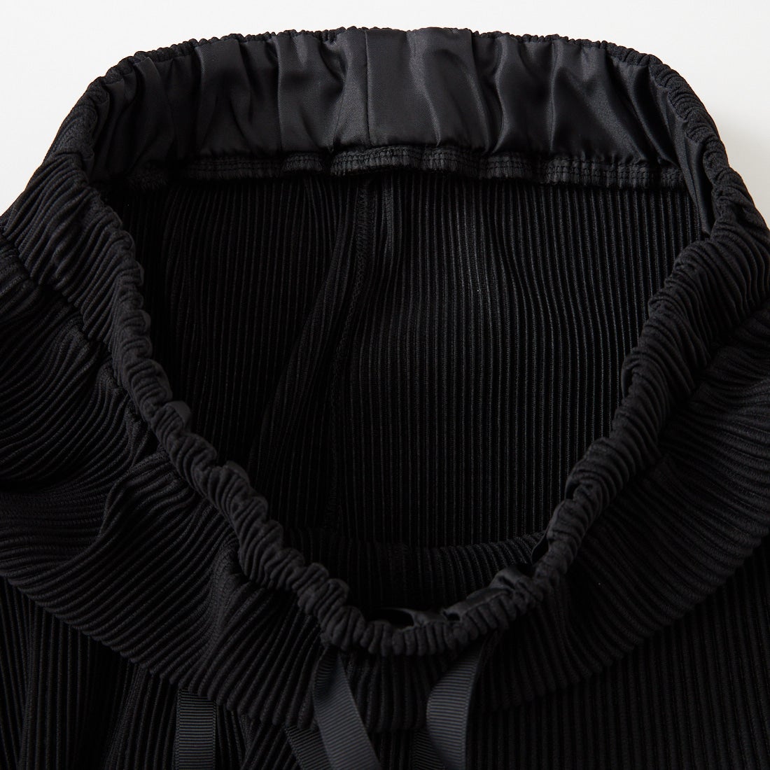 USINE [ユジーヌ] プリーツフレアパンツ [IN27-PT-6] BLACK
