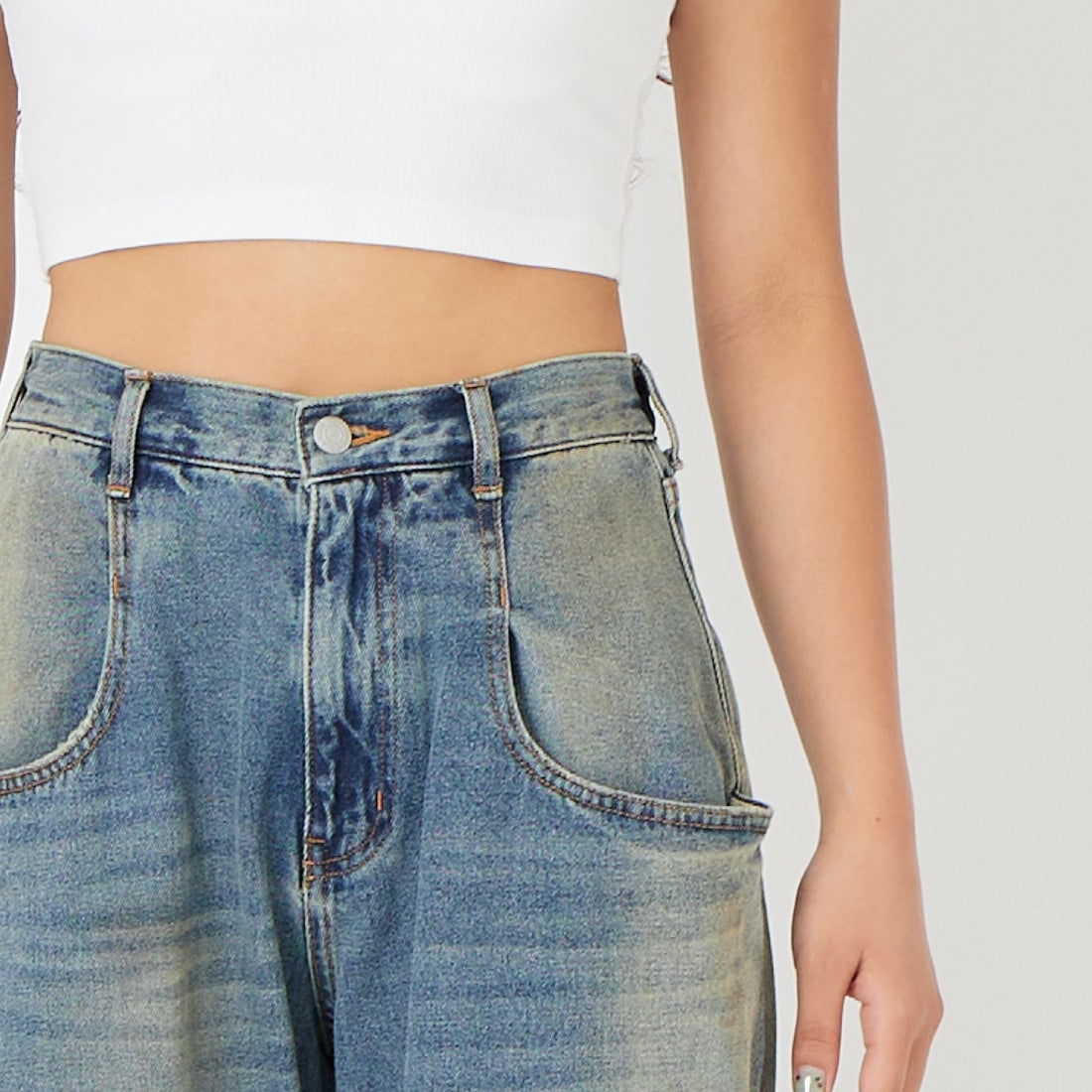 Noir Fabrik [ヌワールファブリック] ビッグポケットバギーパンツ [NF-262-029] USED &&モデル身長：162cm 着用サイズ：WXS&&