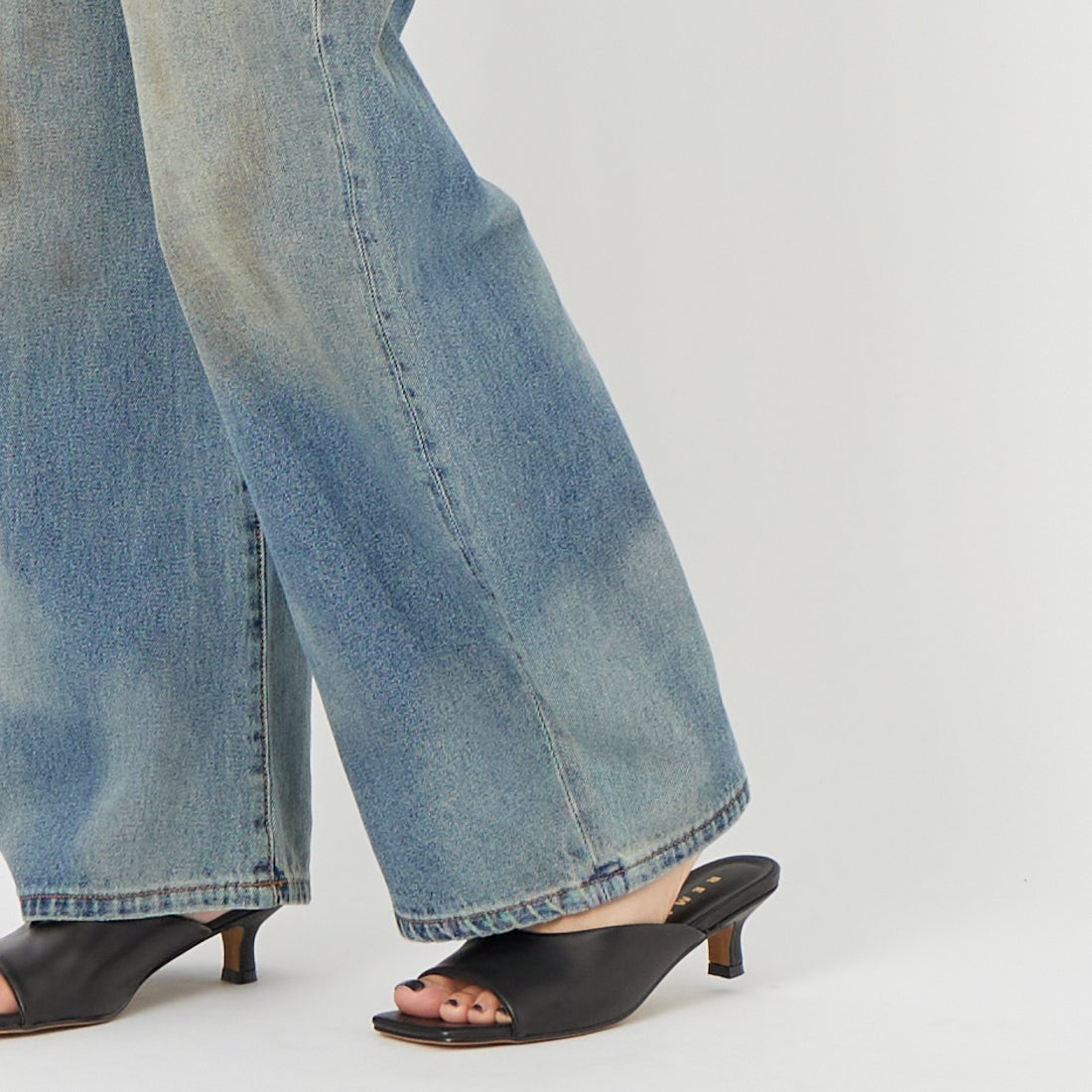 Noir Fabrik [ヌワールファブリック] ビッグポケットバギーパンツ [NF-262-029] USED &&モデル身長：162cm 着用サイズ：WXS&&