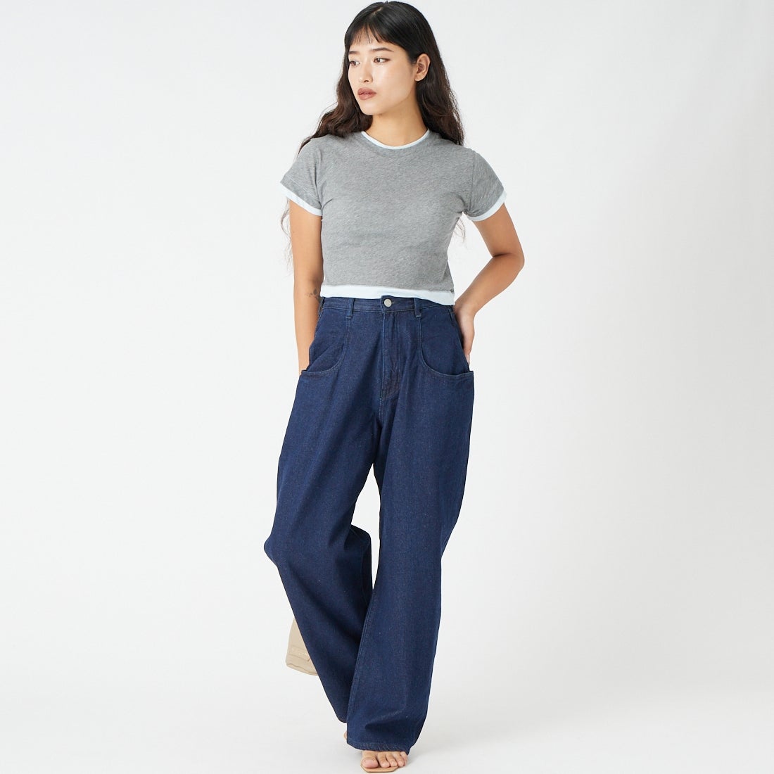 Noir Fabrik [ヌワールファブリック] ビッグポケットバギーパンツ [NF-262-029] ONE WASH &&モデル身長：162cm 着用サイズ：WS&&