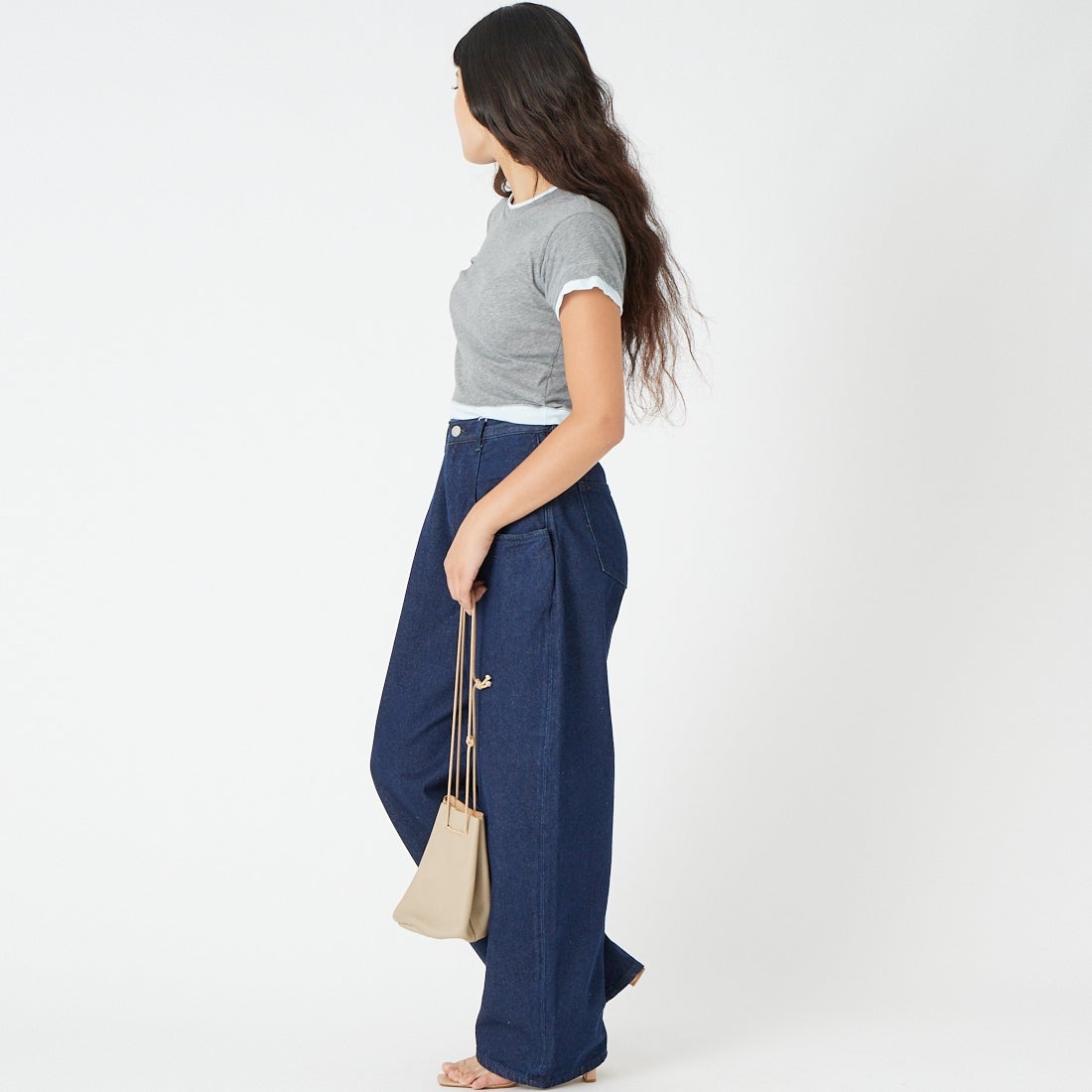 Noir Fabrik [ヌワールファブリック] ビッグポケットバギーパンツ [NF-262-029] ONE WASH &&モデル身長：162cm 着用サイズ：WS&&