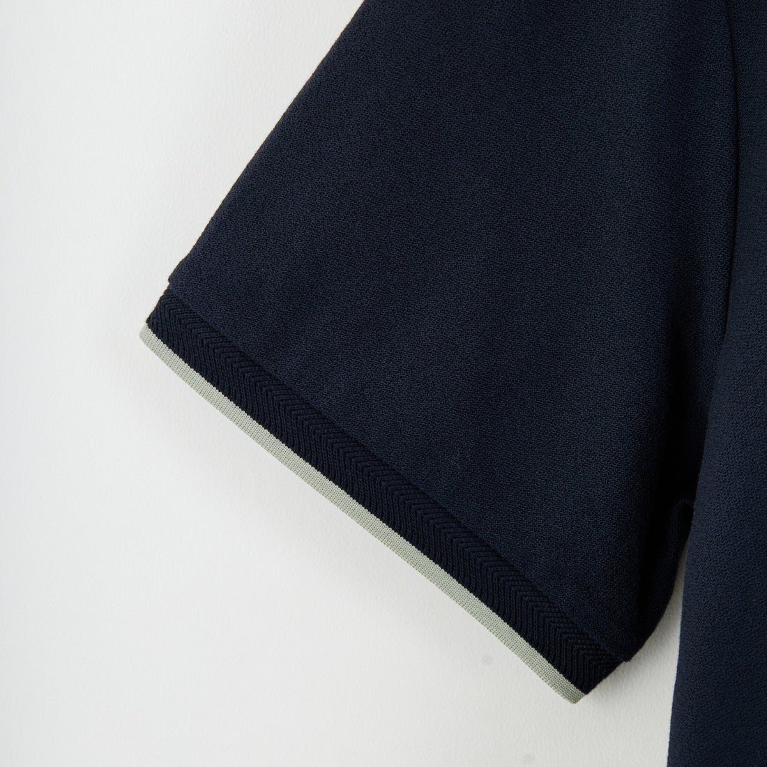 FRED PERRY [フレッドペリー] ワンポイントロゴ刺繍 ティップラインTシャツ [M2397] 608 NAVY