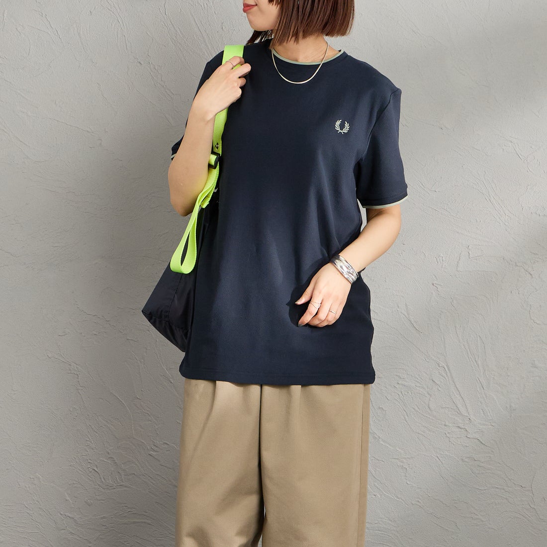 FRED PERRY [フレッドペリー] ワンポイントロゴ刺繍 ティップラインT