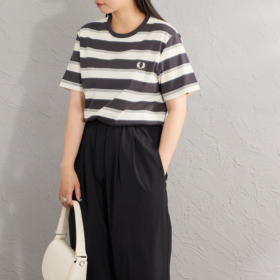 FRED PERRY [フレッドペリー] ファインストライプ ワンポイントロゴ