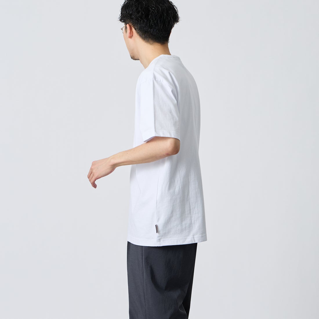 PARIS SAINT-GERMAN [パリ・サンジェルマン] PSGロゴプリント ショートスリーブTシャツ [PS0126SS0003] WHITE &&モデル身長：168cm 着用サイズ：L&&