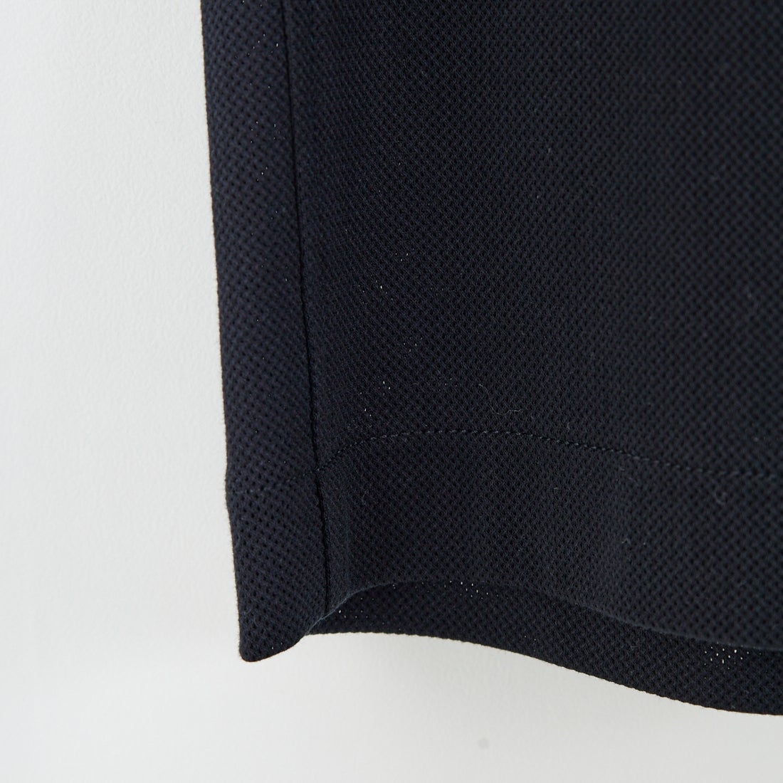 FRED PERRY [フレッドペリー] コンプレスメッシュ ワンポイントロゴ刺繍 ショートスリーブシャツ [M1745] 102 BLACK