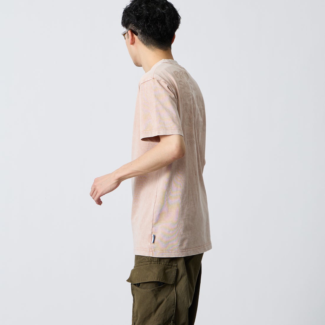 PARIS SAINT-GERMAN [パリ・サンジェルマン] バックプリント ショートスリーブTシャツ [PS0126SS0008] IVORY &&モデル身長：168cm 着用サイズ：M&&