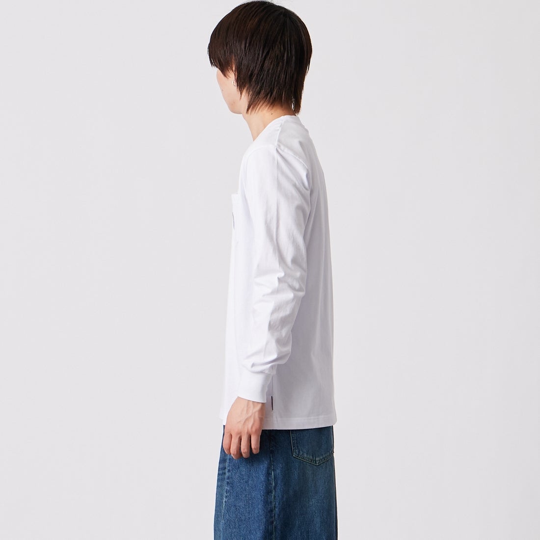 PARIS SAINT-GERMAN [パリ・サンジェルマン] ワッペン刺繍ロゴ スリーブプリント ロングスリーブTシャツ [PS0326SS0001] WHITE &&モデル身長：177cm 着用サイズ：M&&