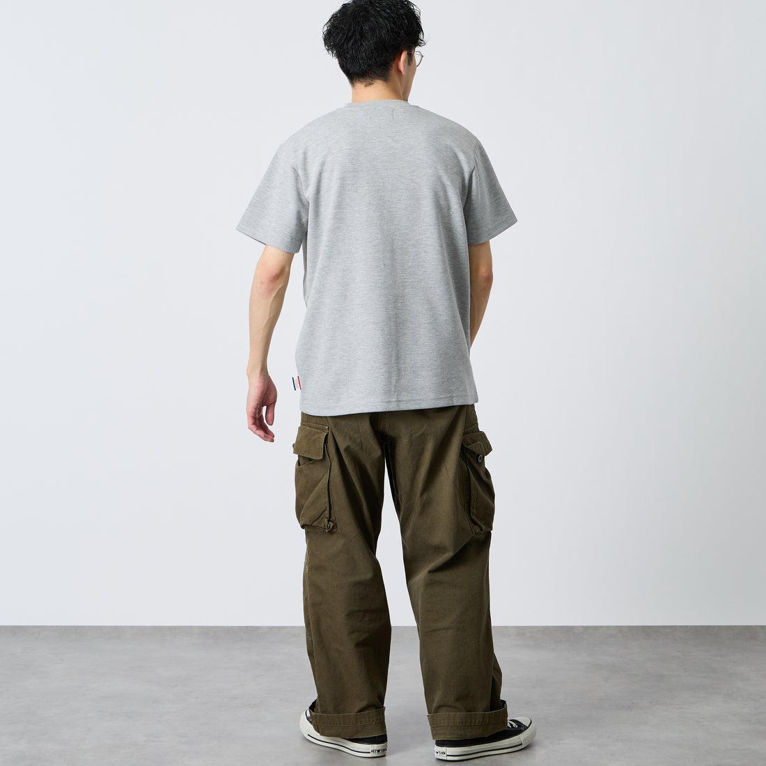 PARIS SAINT-GERMAN [パリ・サンジェルマン] PSGエンボスロゴ ショートスリーブTシャツ [PS0526SS0001] H.GRAY &&モデル身長：167cm 着用サイズ：M&&