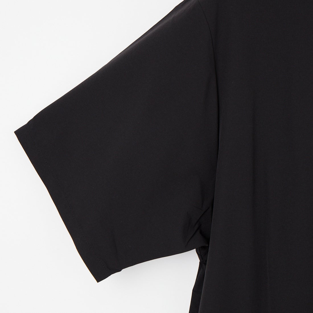 PARIS SAINT-GERMAN [パリ・サンジェルマン] ワッペン刺繍ロゴ バックプリント ショートスリーブTシャツ [PS2126SS0001] BLACK