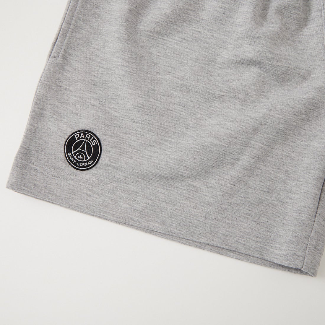 PARIS SAINT-GERMAN [パリ・サンジェルマン] ワッペン刺繍ロゴ スウェットショートパンツ [PS1226SS0001] H.GRAY