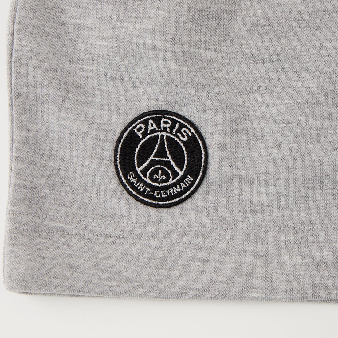 PARIS SAINT-GERMAN [パリ・サンジェルマン] ワッペン刺繍ロゴ スウェットショートパンツ [PS1226SS0001] H.GRAY