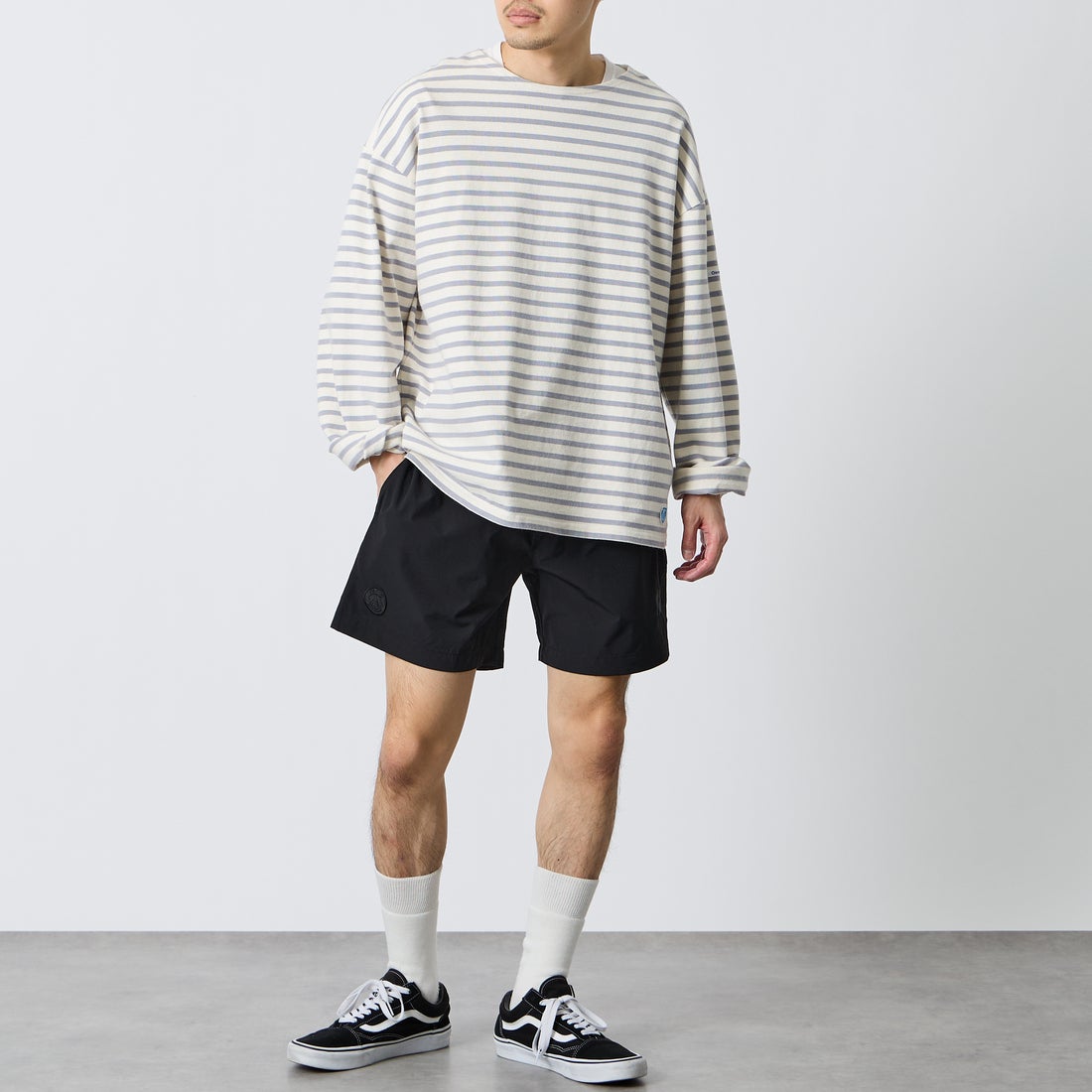 PARIS SAINT-GERMAN [パリ・サンジェルマン] ワッペン刺繍ロゴ ショートパンツ [PS1226SS0002] BLACK &&モデル身長：168cm 着用サイズ：L&&