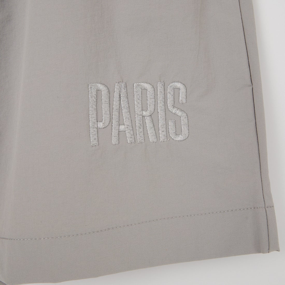 PARIS SAINT-GERMAN [パリ・サンジェルマン] ワッペン刺繍ロゴ ショートパンツ [PS1226SS0002] LT.GRAY