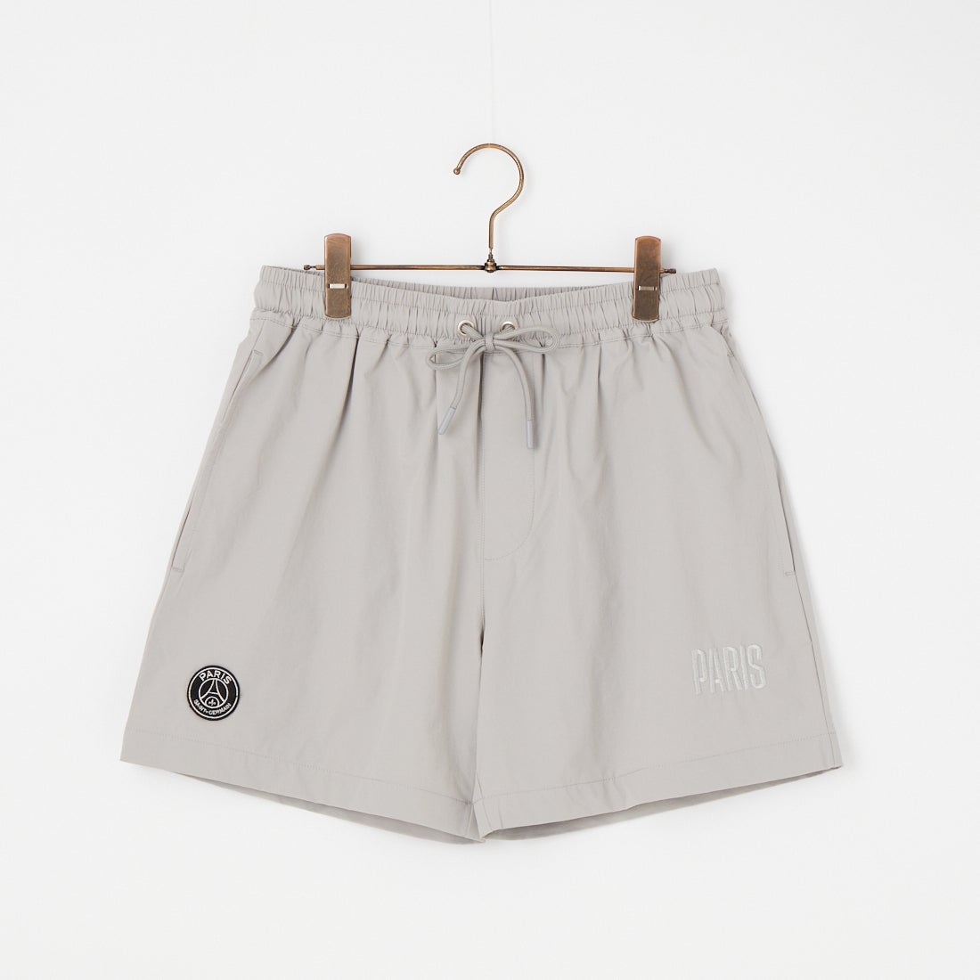 PARIS SAINT-GERMAN [パリ・サンジェルマン] ワッペン刺繍ロゴ ショートパンツ [PS1226SS0002] LT.GRAY