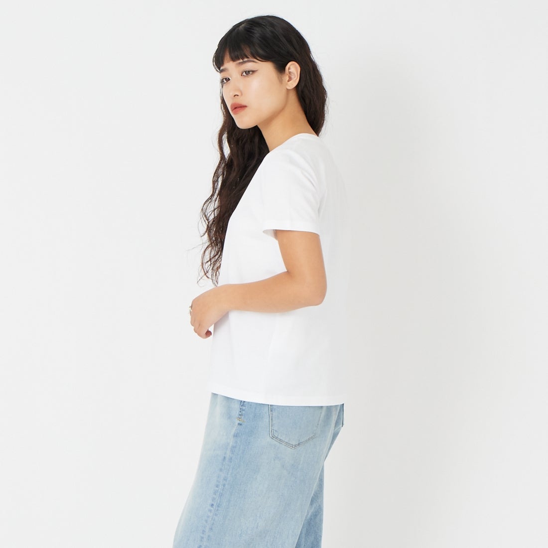 TATRAS [タトラス] ALEA/エーリア ショートスリーブTシャツ [LCKZ0057083588] WHITE &&モデル身長：162cm 着用サイズ：2&&