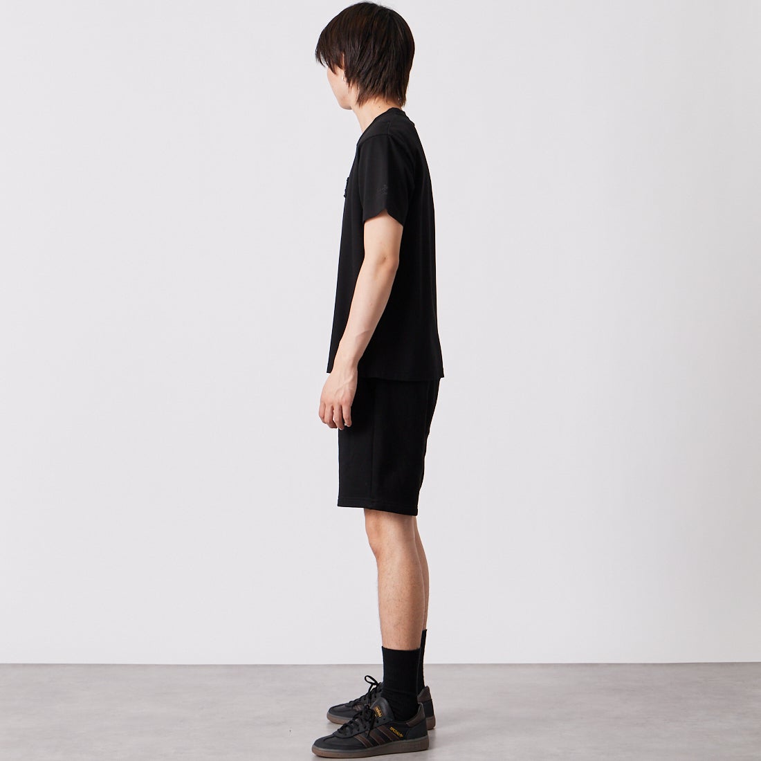 TATRAS [タトラス] ANCEO/アンチェオ ショートスリーブTシャツ [MCKZ0371083588] BLACK &&モデル身長：177cm 着用サイズ：1&&