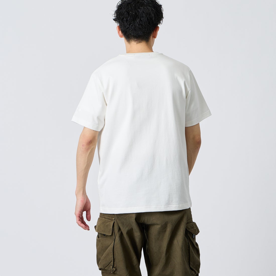 TATRAS [タトラス] CEFEO/セフィア ショートスリーブTシャツ [MCKZ0373083588] IVORY &&モデル身長：168cm 着用サイズ：1&&