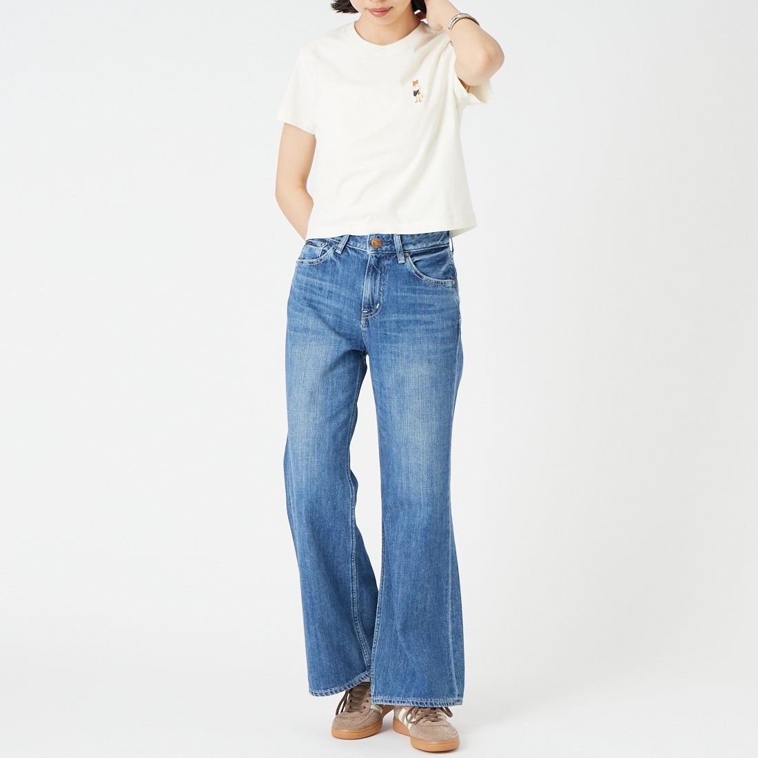 RED CARD TOKYO [レッドカード トーキョー] ルーズフレアーデニム Twilight [98W12301AMD] K-AIR MID &&モデル身長：162cm 着用サイズ：22&&