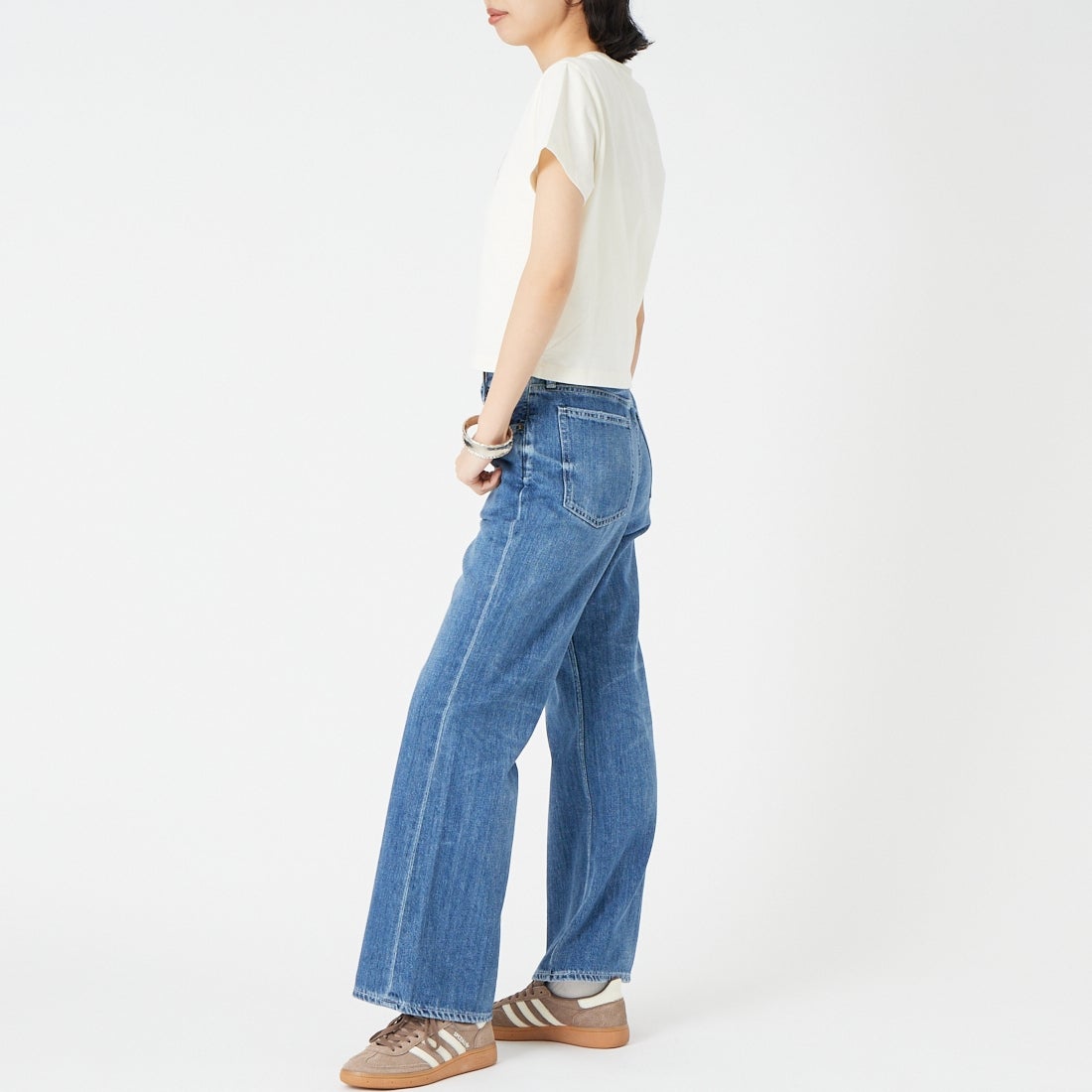 RED CARD TOKYO [レッドカード トーキョー] ルーズフレアーデニム Twilight [98W12301AMD] K-AIR MID &&モデル身長：162cm 着用サイズ：22&&