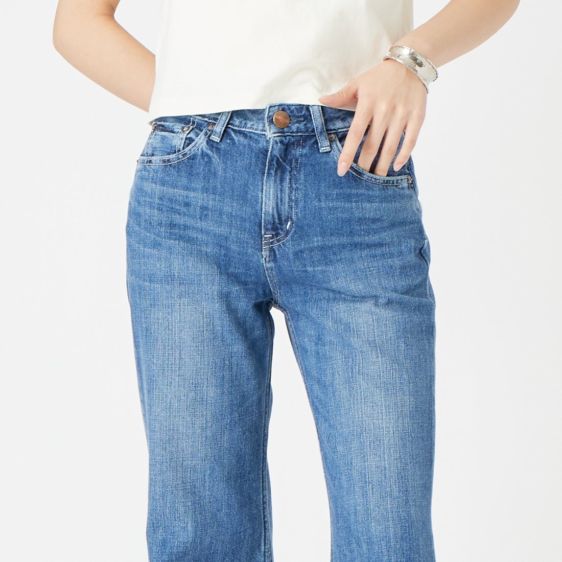 RED CARD TOKYO [レッドカード トーキョー] ルーズフレアーデニム Twilight [98W12301AMD] K-AIR MID &&モデル身長：162cm 着用サイズ：22&&