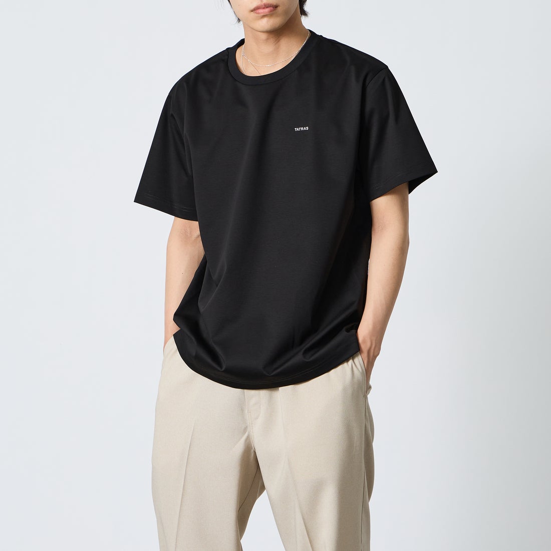 BLACK&&モデル身長：179cm 着用サイズ：3&&