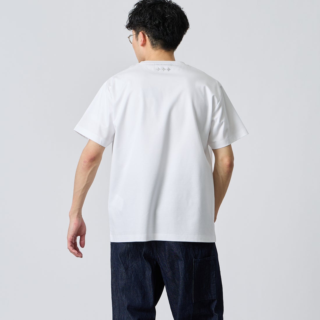TATRAS [タトラス] SELO/セロ ショートスリーブTシャツ [MCKZ0053083588] WHITE &&モデル身長：168cm 着用サイズ：1&&