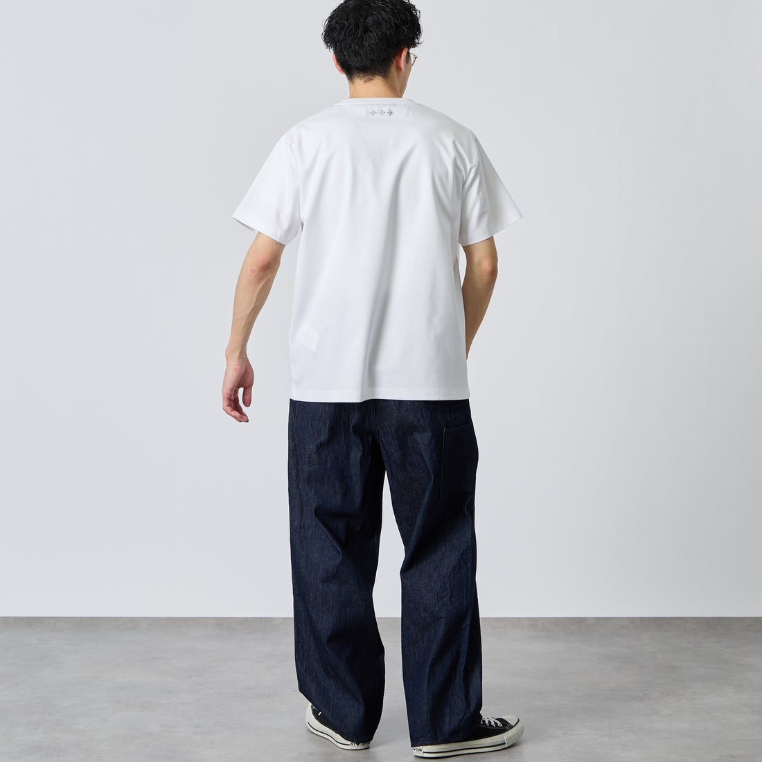 TATRAS [タトラス] SELO/セロ ショートスリーブTシャツ [MCKZ0053083588] WHITE &&モデル身長：168cm 着用サイズ：1&&