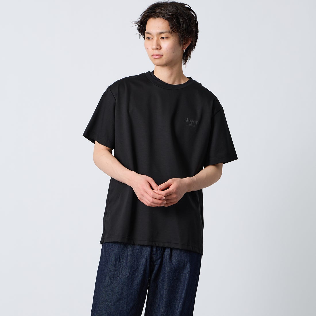 TATRAS [タトラス] ORESTE/オレステ ショートスリーブTシャツ [MCKZ0365083588] BLACK &&モデル身長：177cm 着用サイズ：3&&