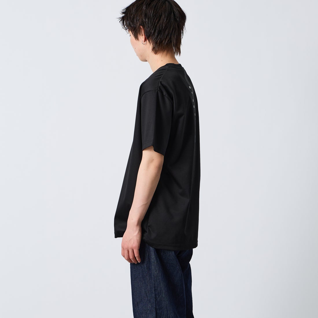 TATRAS [タトラス] ORESTE/オレステ ショートスリーブTシャツ [MCKZ0365083588] BLACK &&モデル身長：177cm 着用サイズ：3&&